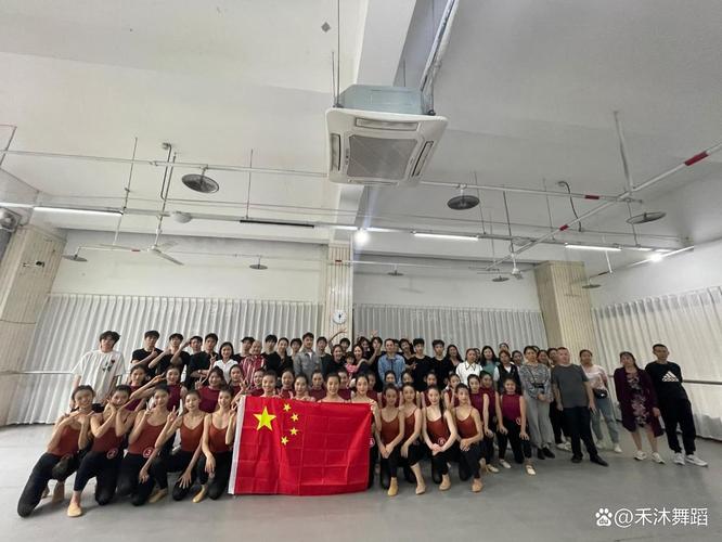 少兒舞蹈學(xué)習(xí)的科學(xué)路徑與選擇指南